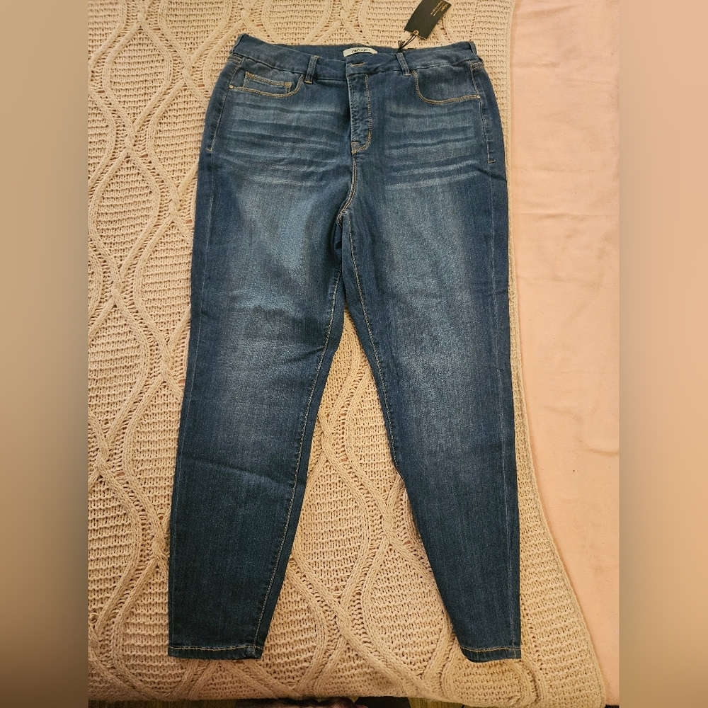 Refuse Women High Rise Shaping Skinny Size 18‎